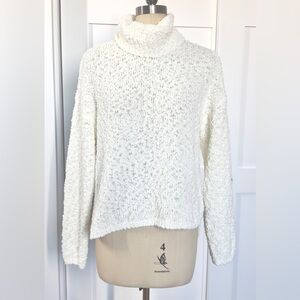 Bobeau Popcorn Knit Turtleneck Sweater